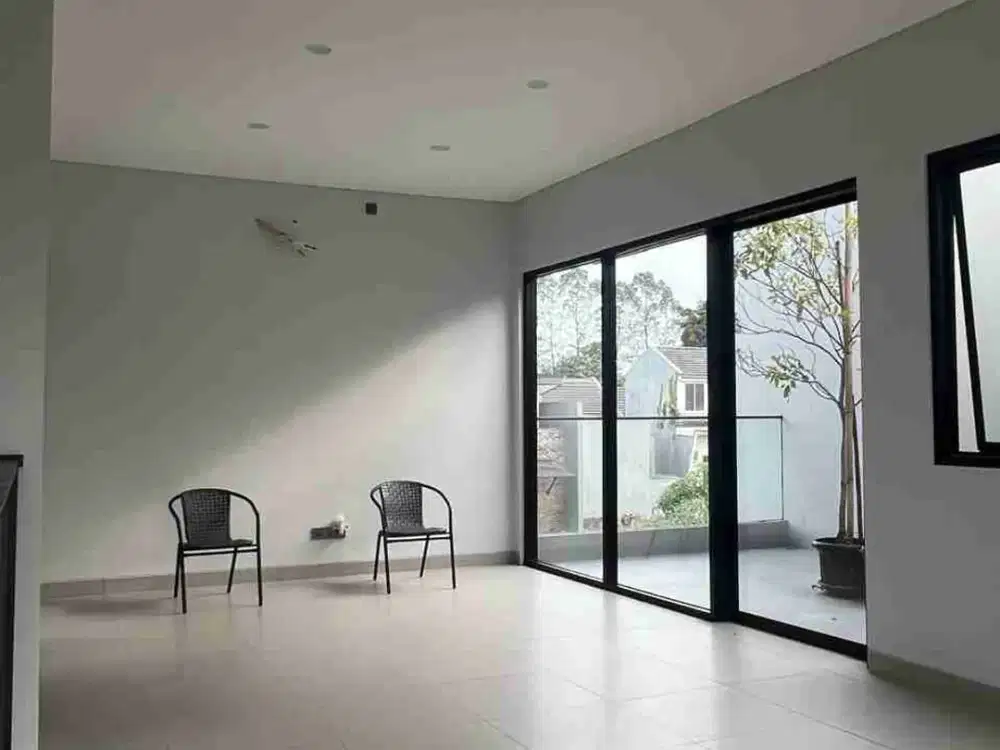 pencahayaan Maksimal Rumah Baru Tropical Design The Green BSD city