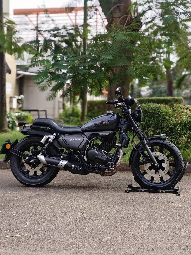 BENELLI MOTOBI 200 EVO 2024 BLACK KM 4K PAJAK ON RASA BARU
