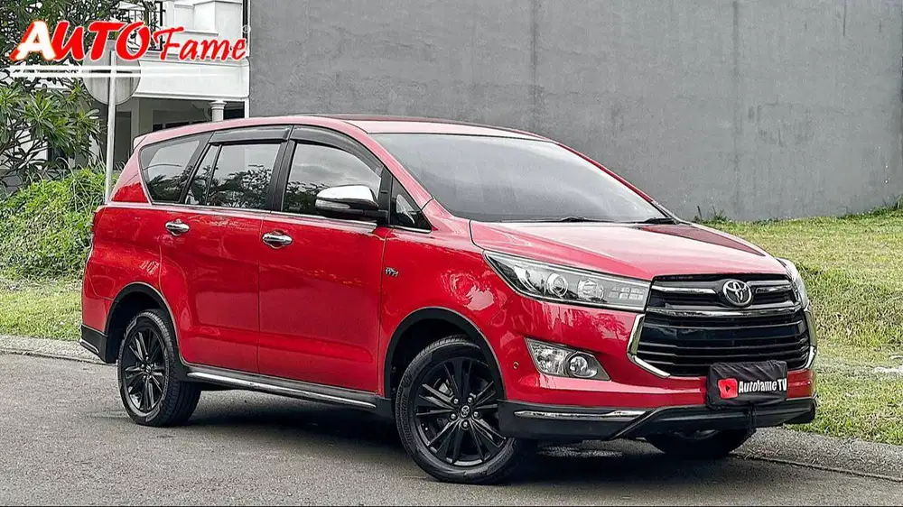 Toyota Innova Venturer 2.0 Bensin Automatic NIK 2017