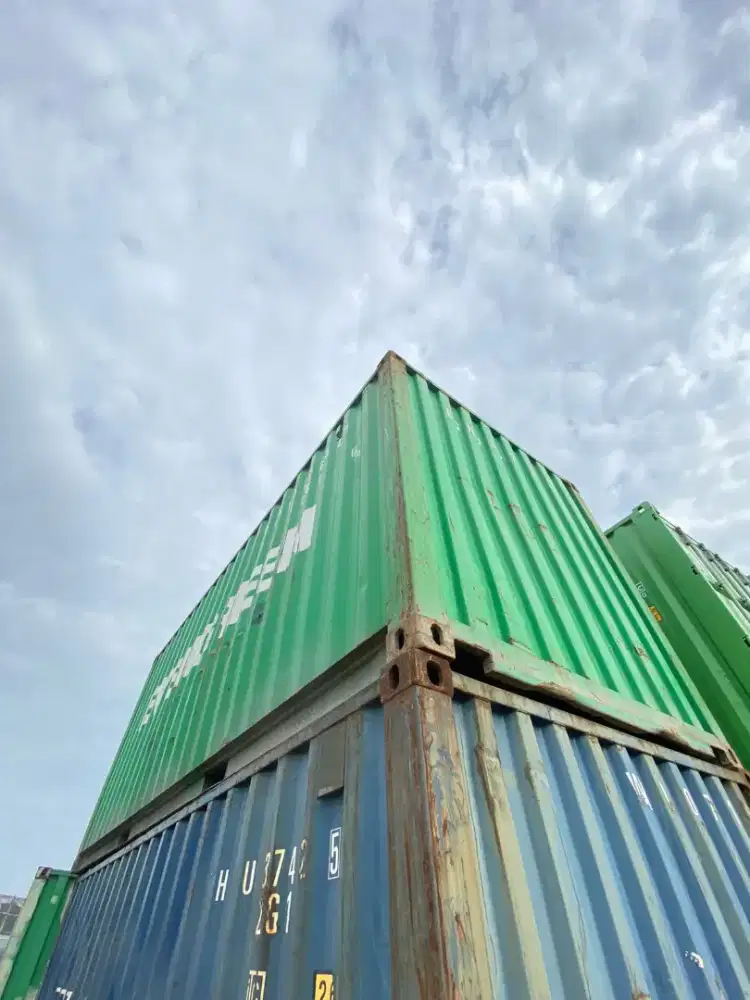 Ready Dry Container 20 Ft Evergreen