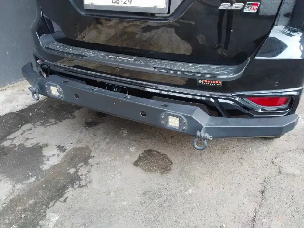 Towing bar fortuner bekas