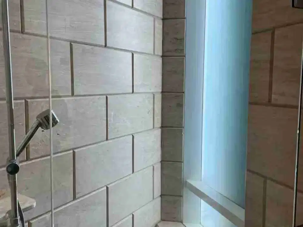 apartemen mewah kempinsky full furnish jual dibawah harga pasar.