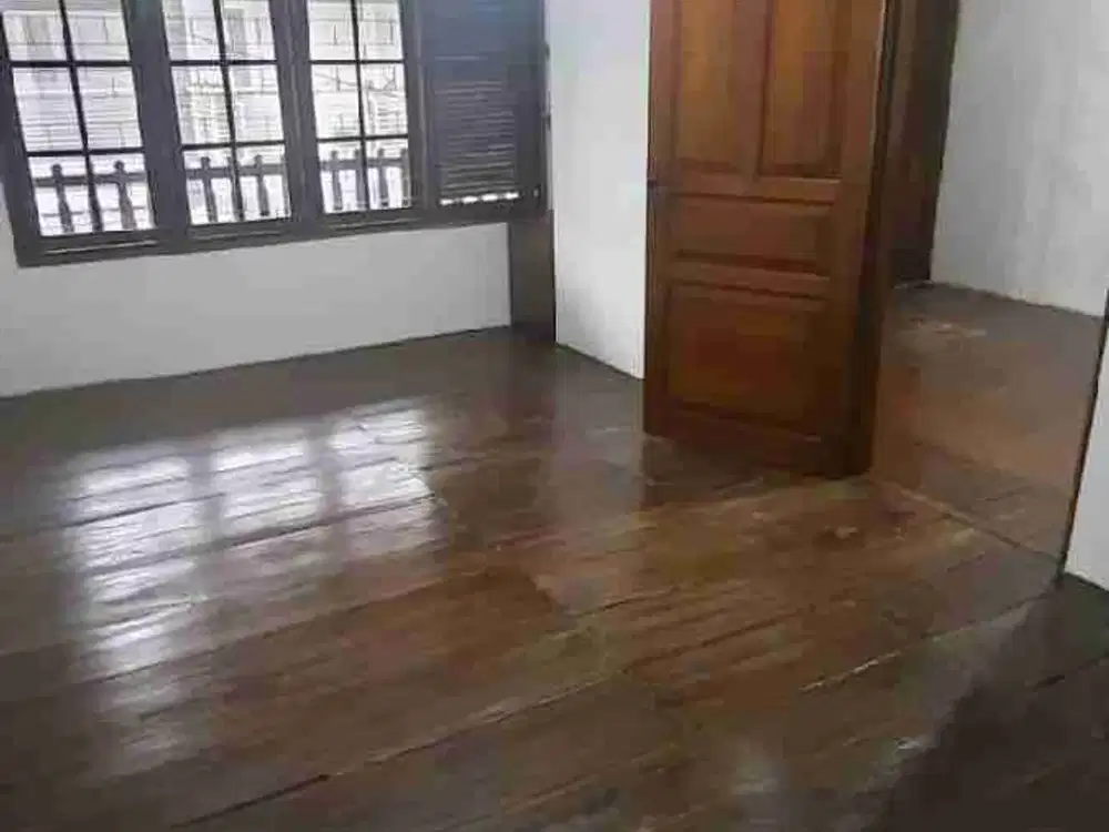 rumah siap huni 3 lt murah strategis luas bisa untuk kost2 an di Antapani