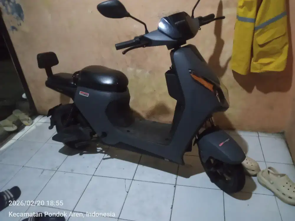 Speda listrik uwinfly d65