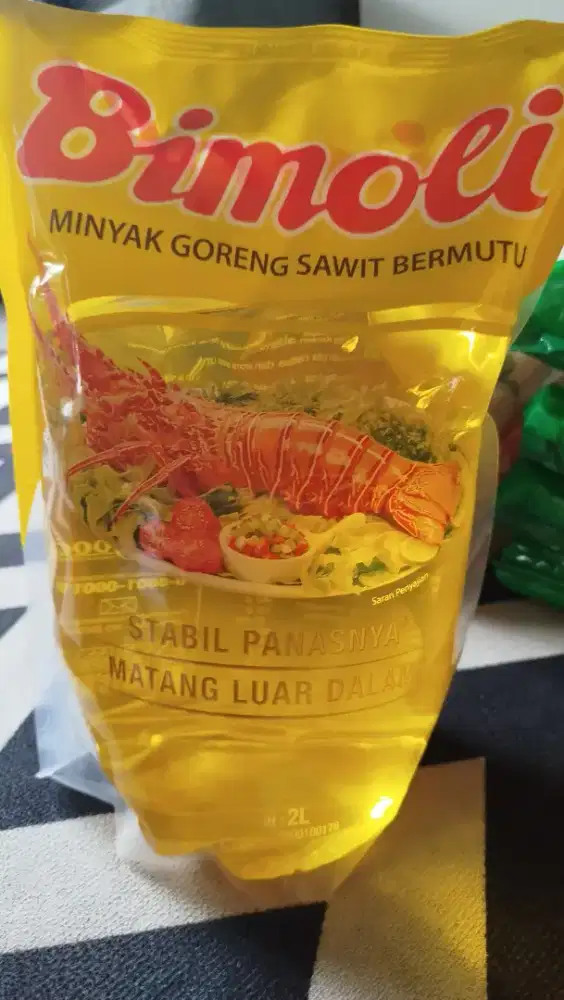 Minyak goreng bimoli 2 Liter