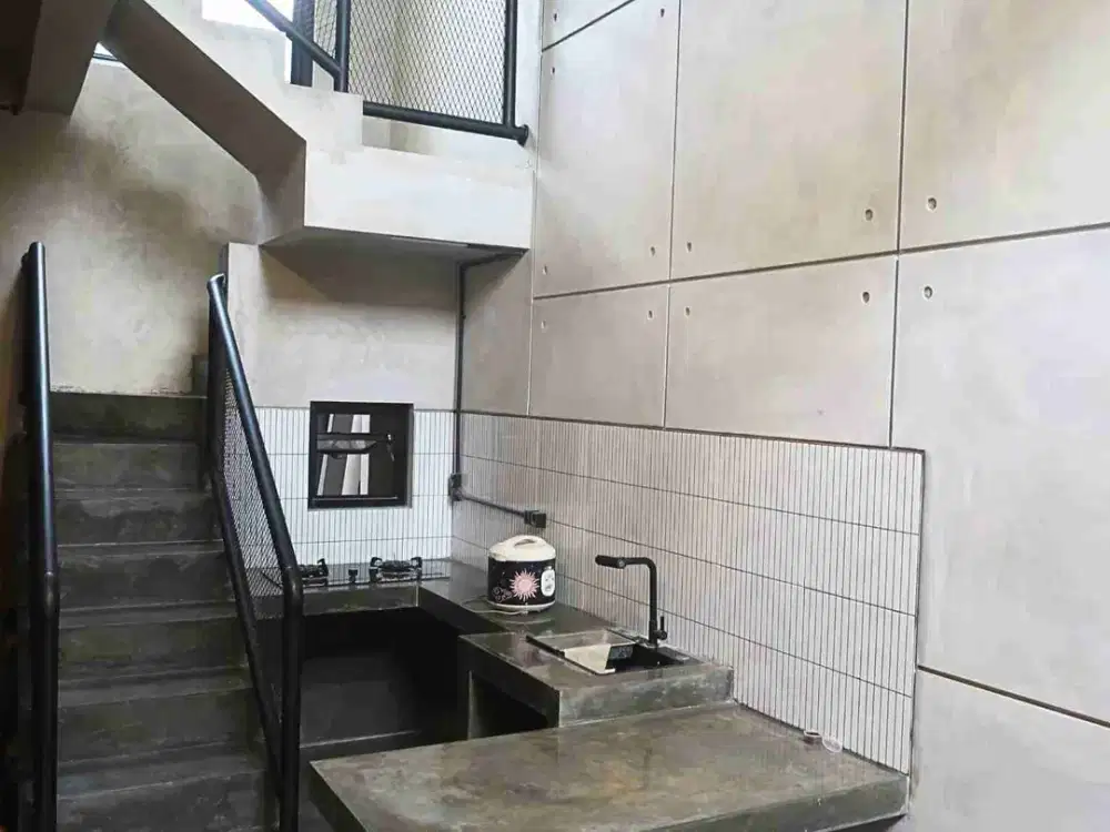 Rumah Industrial pencahayaan maksimal Nusa Loka bsd city