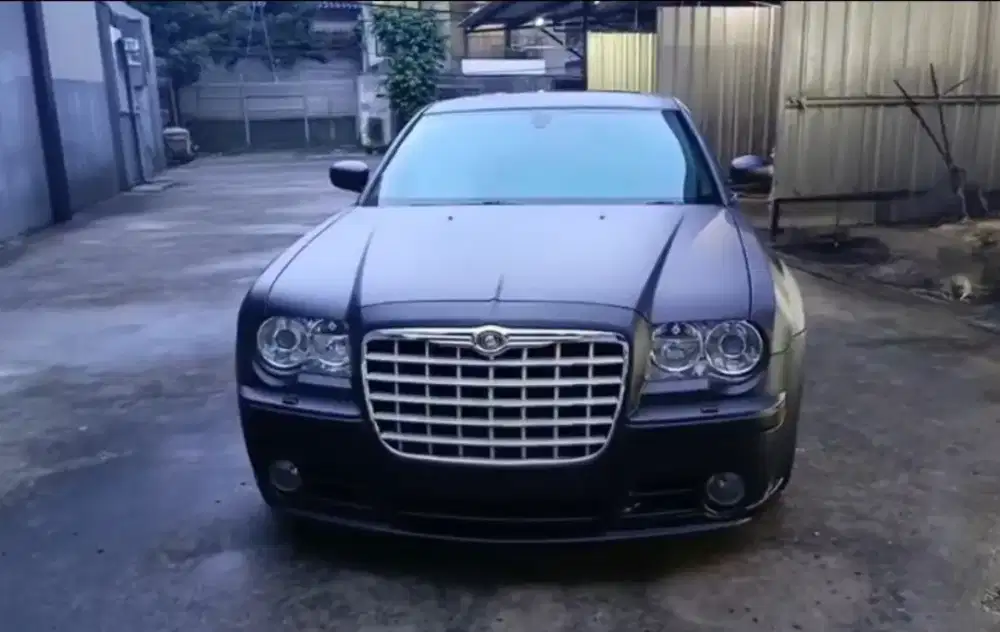 Chrysler 300C SRT8 HEMI 6.1L / 6100 cc