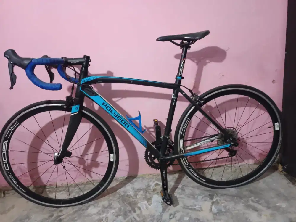 Roadbike polygon Stratos series size 50