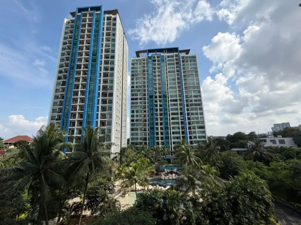 DIJUAL APT 4BR lantai 6, Pool View, di HAMPTON'S PARK, PONDOK INDAH