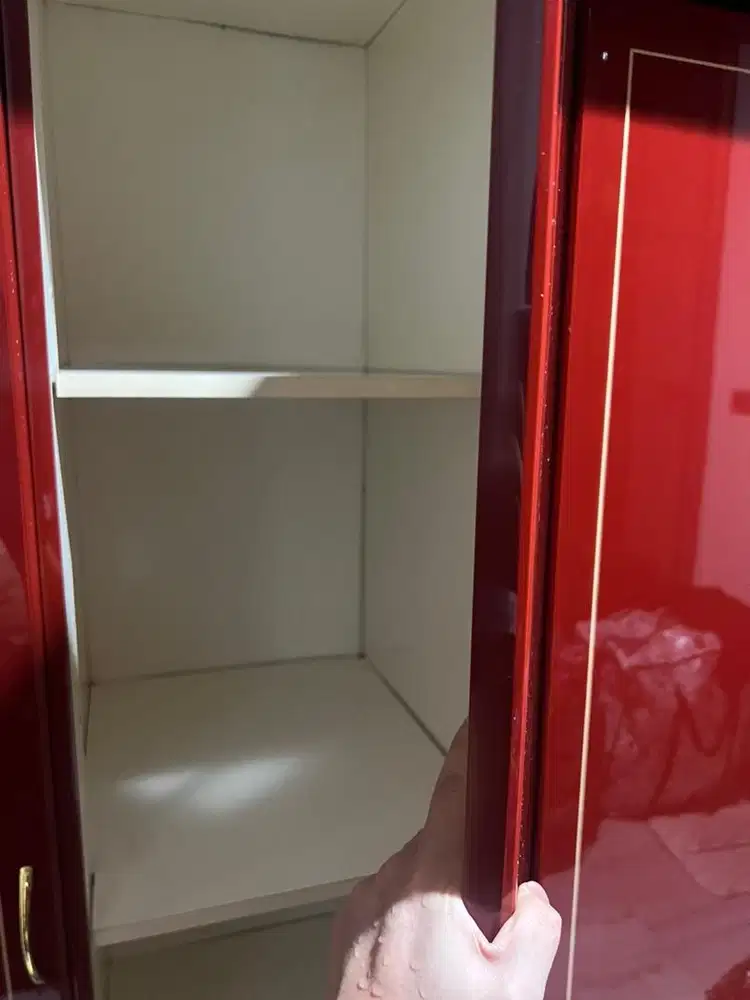 Jual lemari kondisi mulus bagus