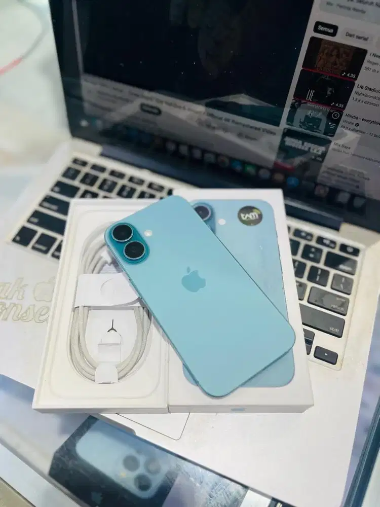 Iphone 16 256gb ibox garansi on juli 2026