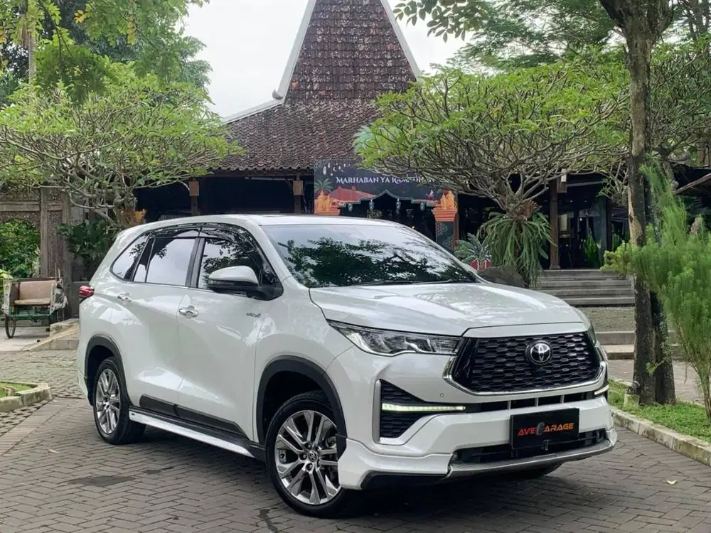 TOYOTA KIJANG INNOVA 2.0 ZENIX Q MODELISTA HYBRID 2023
