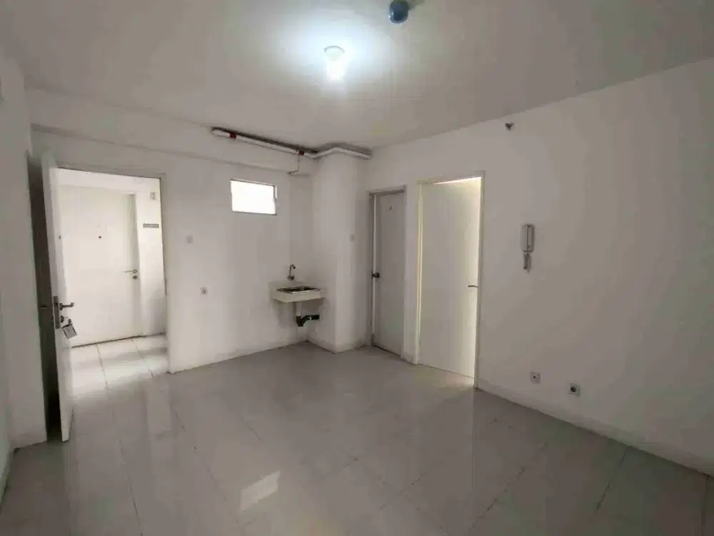 Jual 3BR Kosongan diatas Mall Bassura Tower Alamanda Bassura City Apartemen