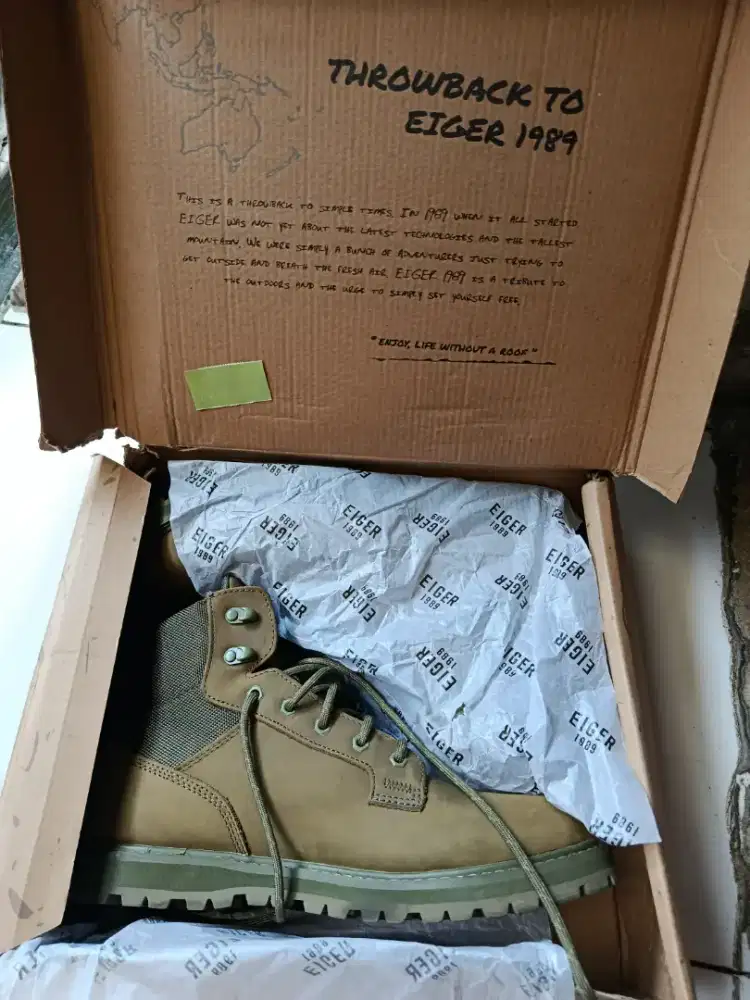 Sepatu Eiger size 44