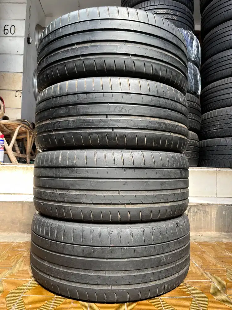 Ban Michelin Pilot Sport 4 215 45 r17 4Pcs