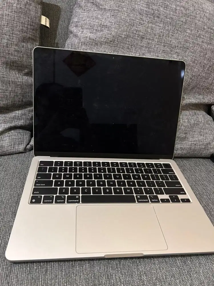 Macbook Air M2 2022 8/256
