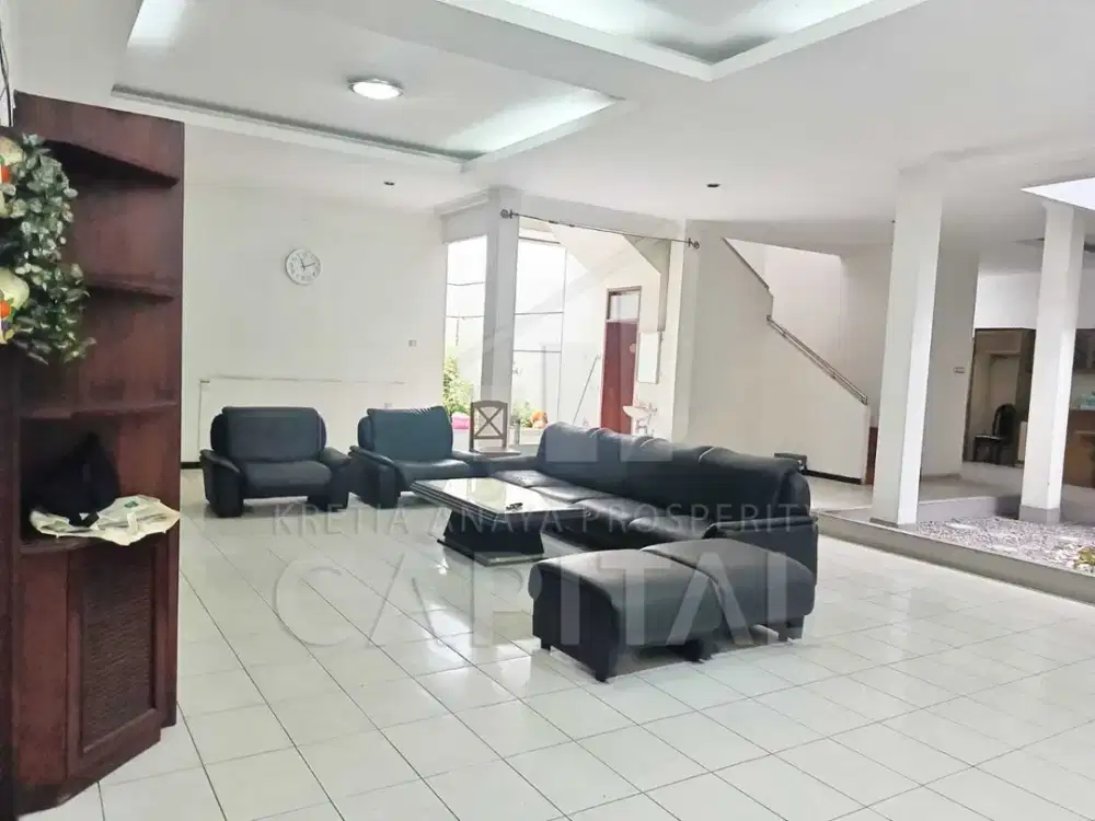 RUMAH TINGGAL SEMI FURNISHED DI LENGKONG BANDUNG COCOK UNTUK KOSTAN