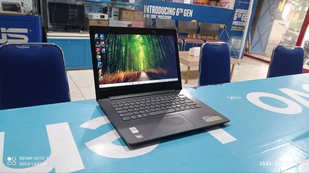 LENOVO IP 330 RAM 4GB SSD 240GB DESAIN KINERJA CEPAT MURAH/NORMAL