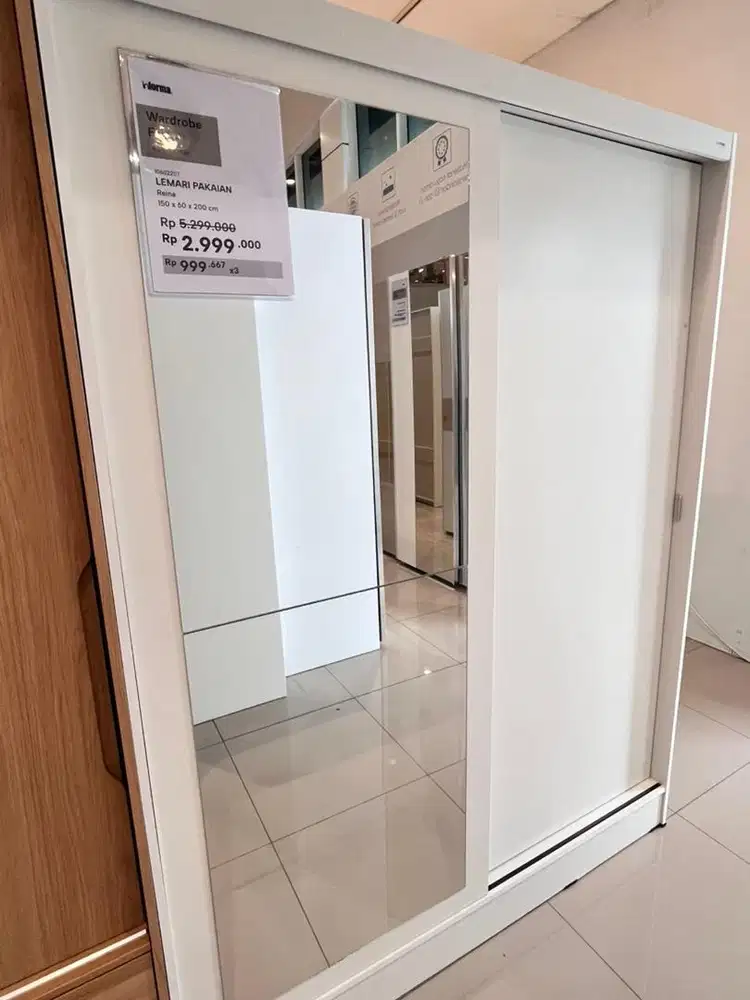 Cicilan Lemari Pakaian Reina INFORMA