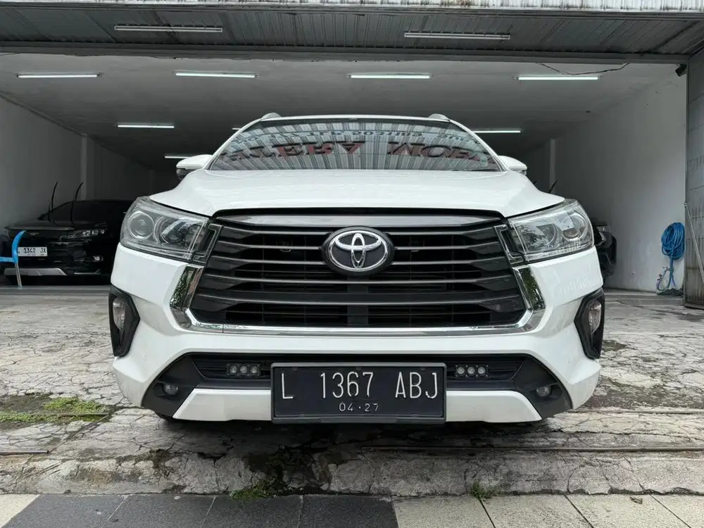 TOYOTA INNOVA REBORN 2.4 V DIESEL MATIC 2022