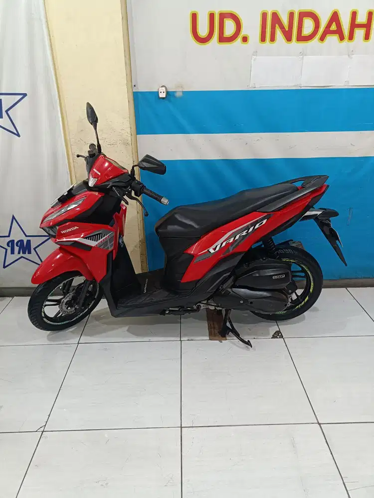 VARIO ESP CBS SPORTY FI ECO 125 2023 BISA KREDIT