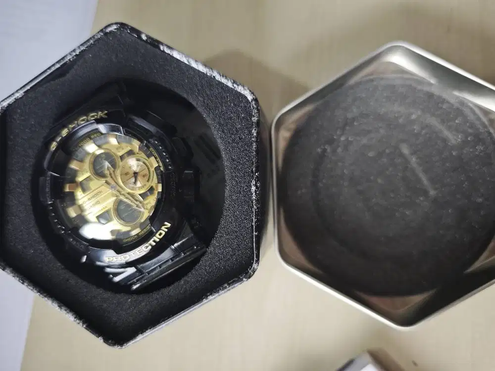 G-SHOCK GA-140GB-1A1DR