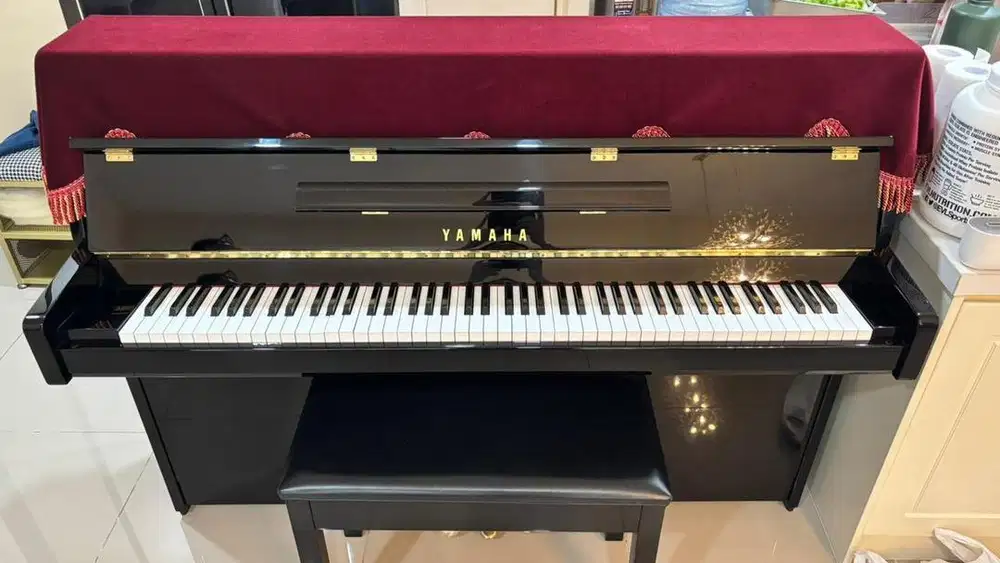 Piano Yamaha JU109 (Bekas, akhir 2018)