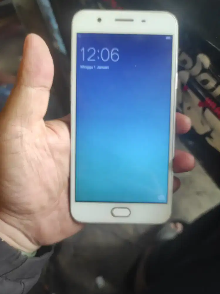 Oppo F1s, HP normal siap pakai