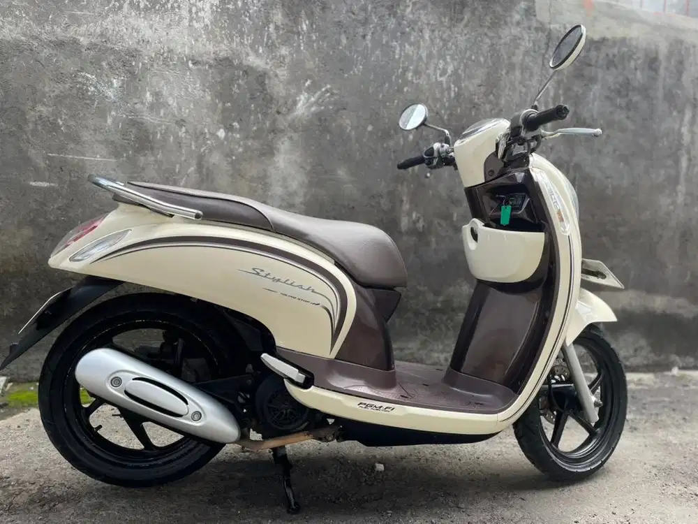 Scoopy 2015 // bintang dewata motor //