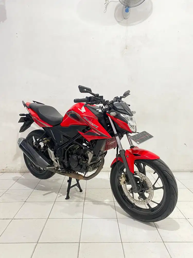 CB 150 R 2016 merah