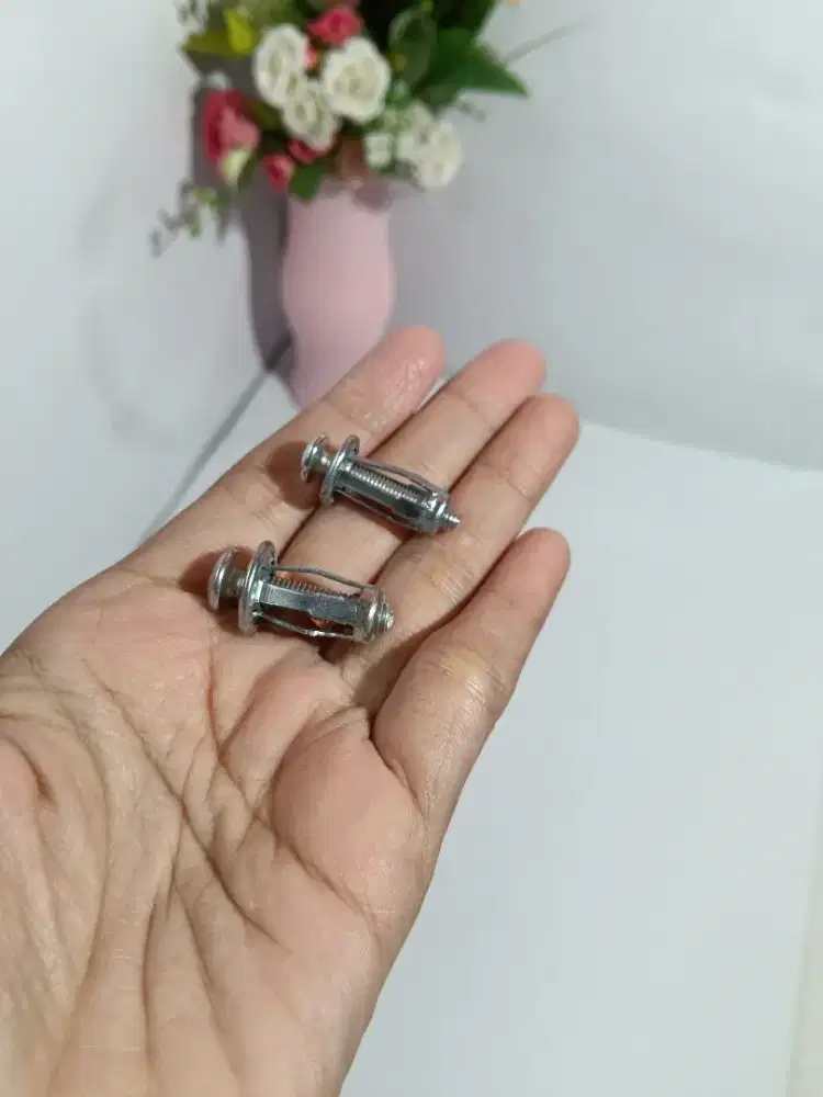 Fisher metal plug besi