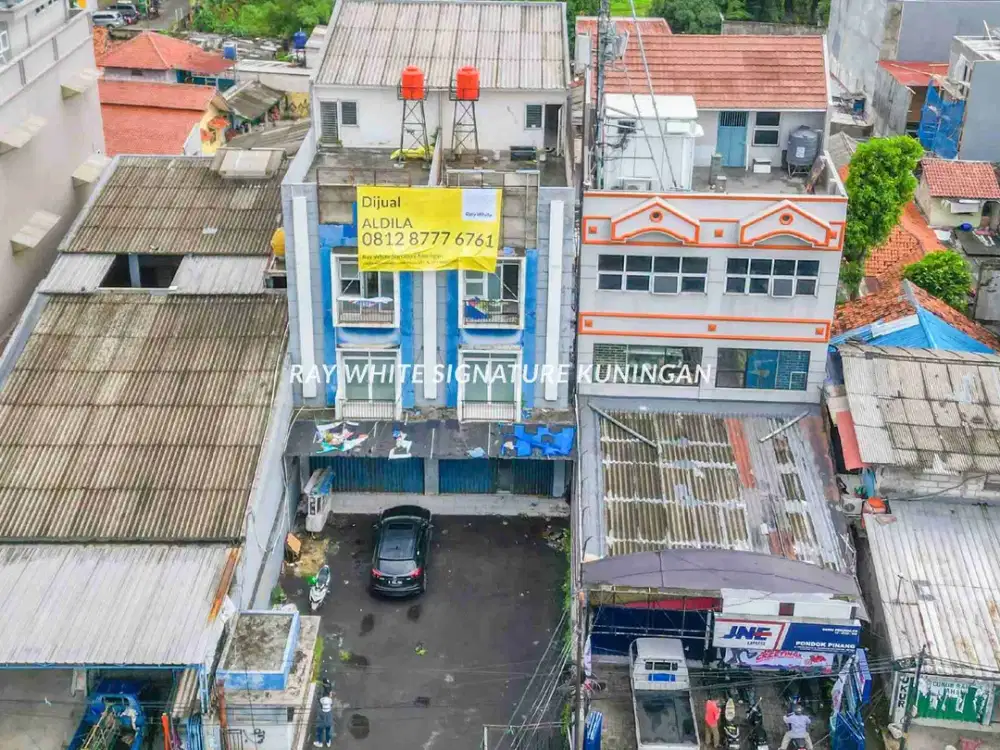 Ruko Gandeng Bangunan 3 Lantai di Pondok Pinang