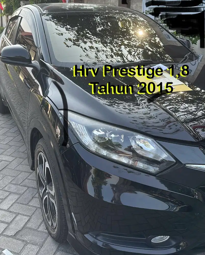 Honda HRV prestige 1,8 tahun 2015 HITAM