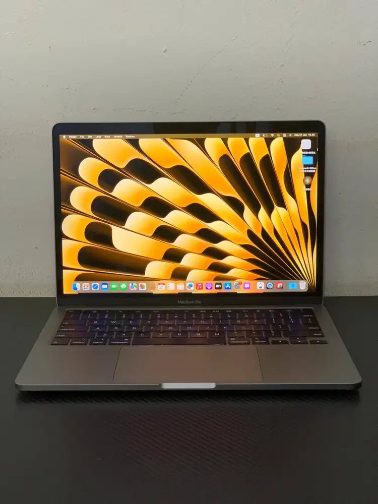 Macbook Pro 2020 Intel Core i5 Touchbar | RAM 16GB | SSD 256GB