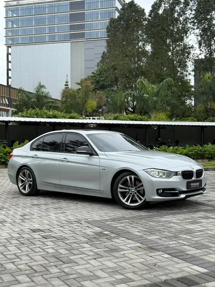 BMW 328i F30 Sport 2013 Silver Km 58 rb N20 Mulus 520i 320i 528i 2014