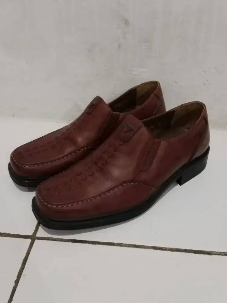 Spatu pentopel pria original merk watchout