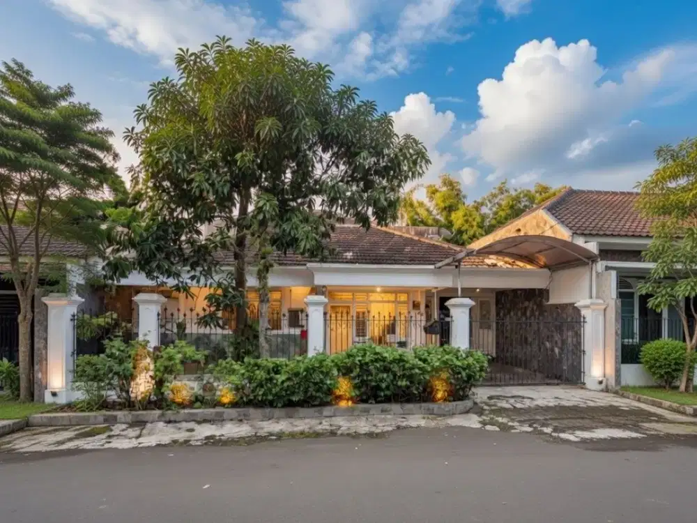 Dijual Rumah terawat 2 lantai di Tidar Bawah, Malang