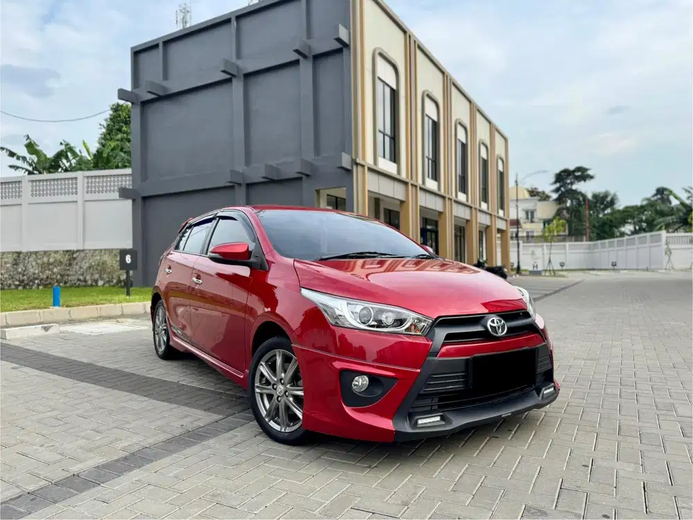 (KM 20 RIBU) Toyota Yaris TRD Sportivo A/T Merah 2015 LIKE NEW ANTIK