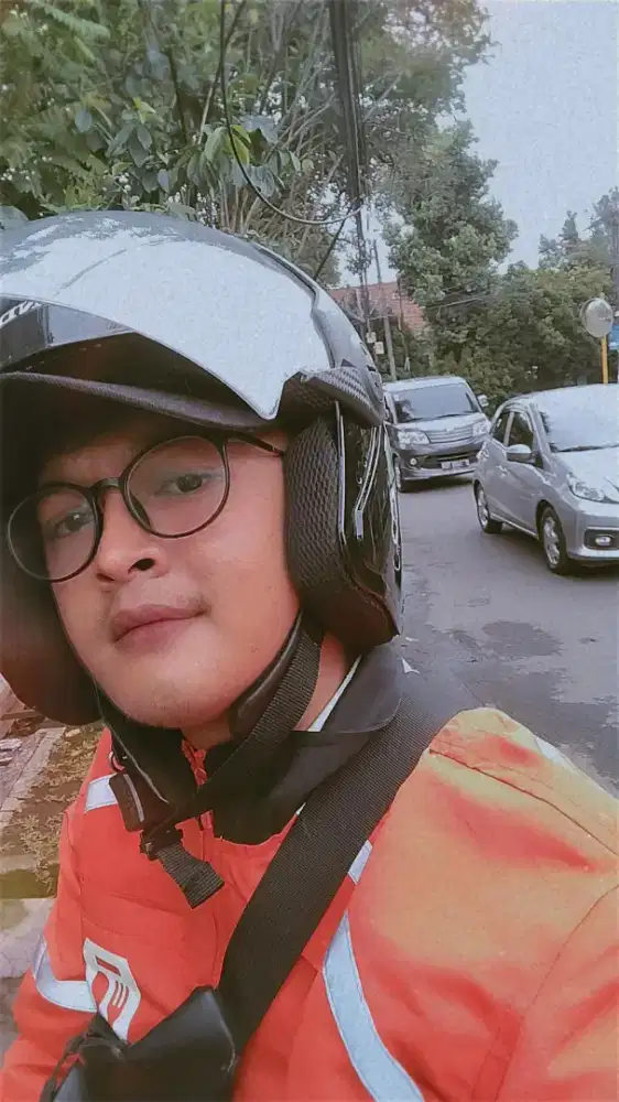 Driver Jasa antar jemput