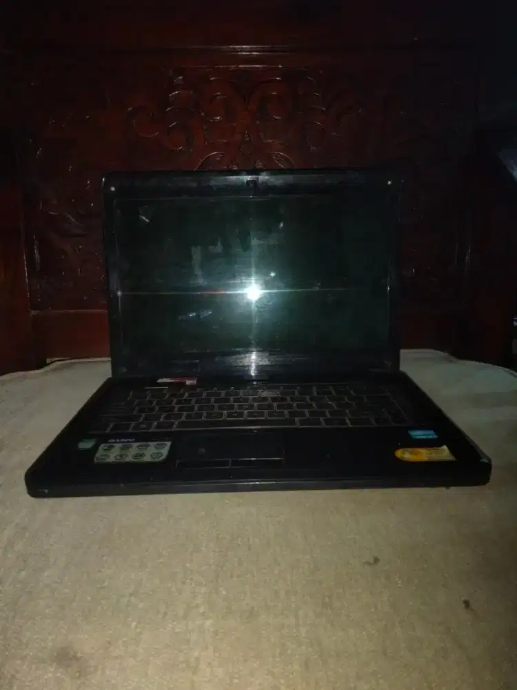 Laptop axioo neon