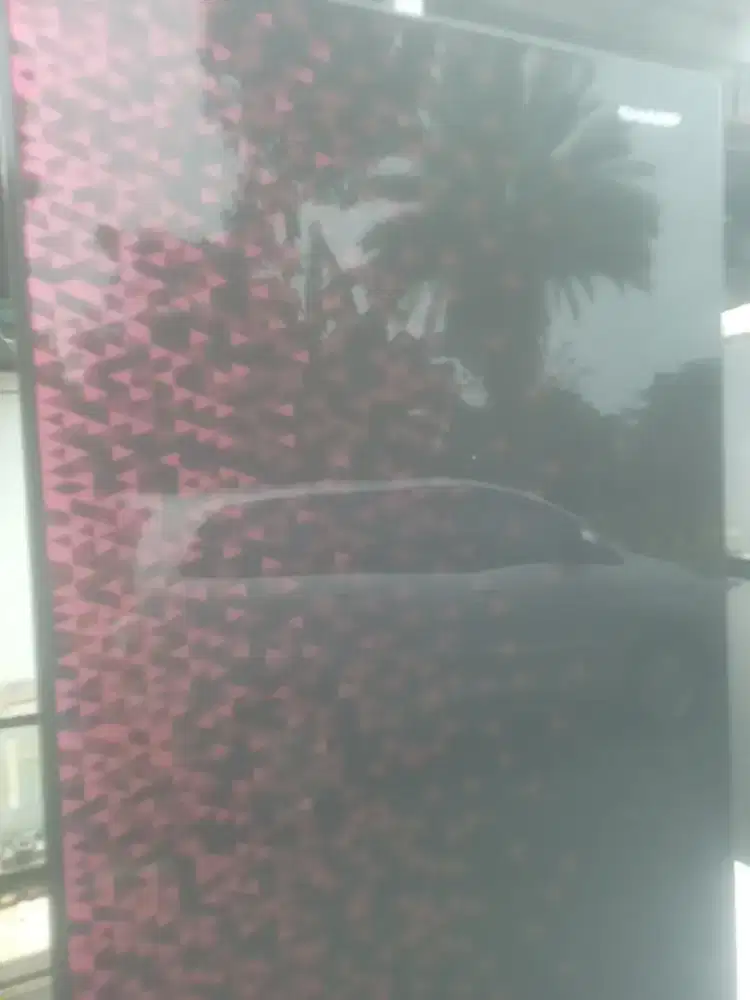 Di jual kulkas 1 pintu merk Sharp Normal