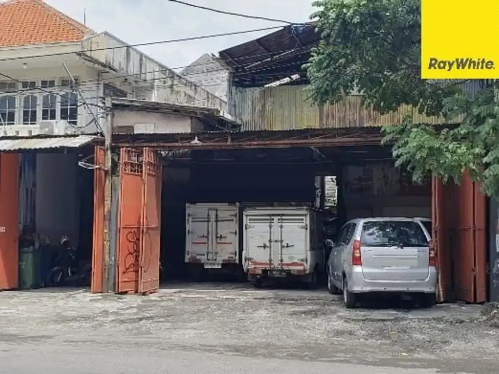 Dijual Ruko Strategis di Jalan Barata Jaya Surabaya