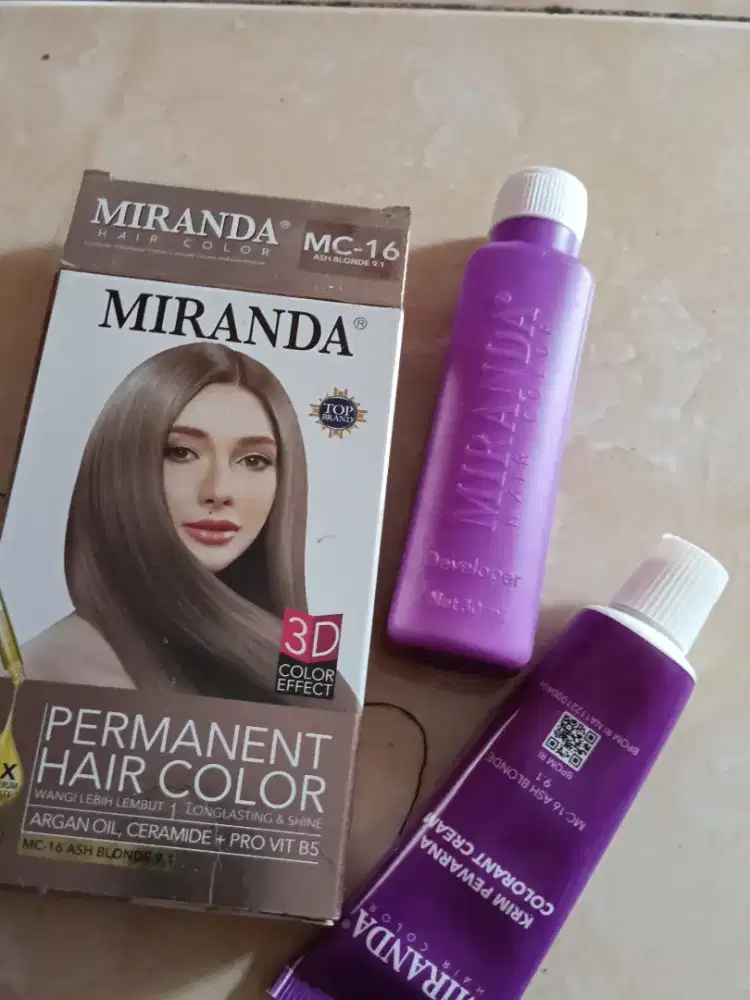 Pewarna rambut miranda