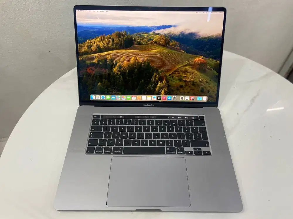 APPLE  MACBOOK PRO TOUCHBAR 16 2019 CORE I9 32GB/1TB *REC