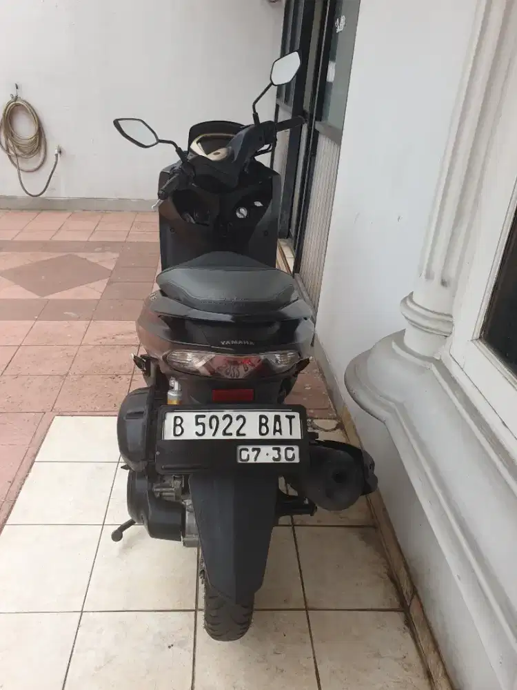Dijual yamaha lexi S thn 2020 hitam doff tangan 1 dari baru kondisi ok