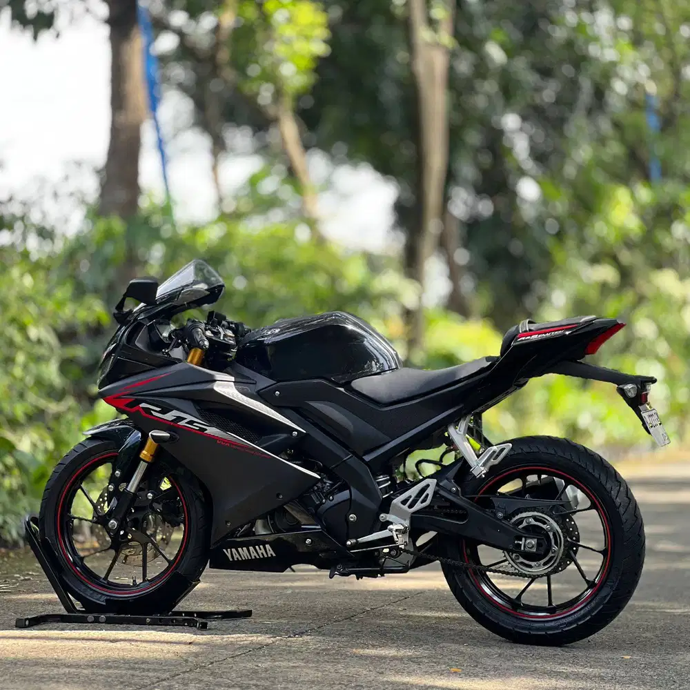 YAMAHA R15 V3 2019 HITAM KM LOW SIAP RIDING
