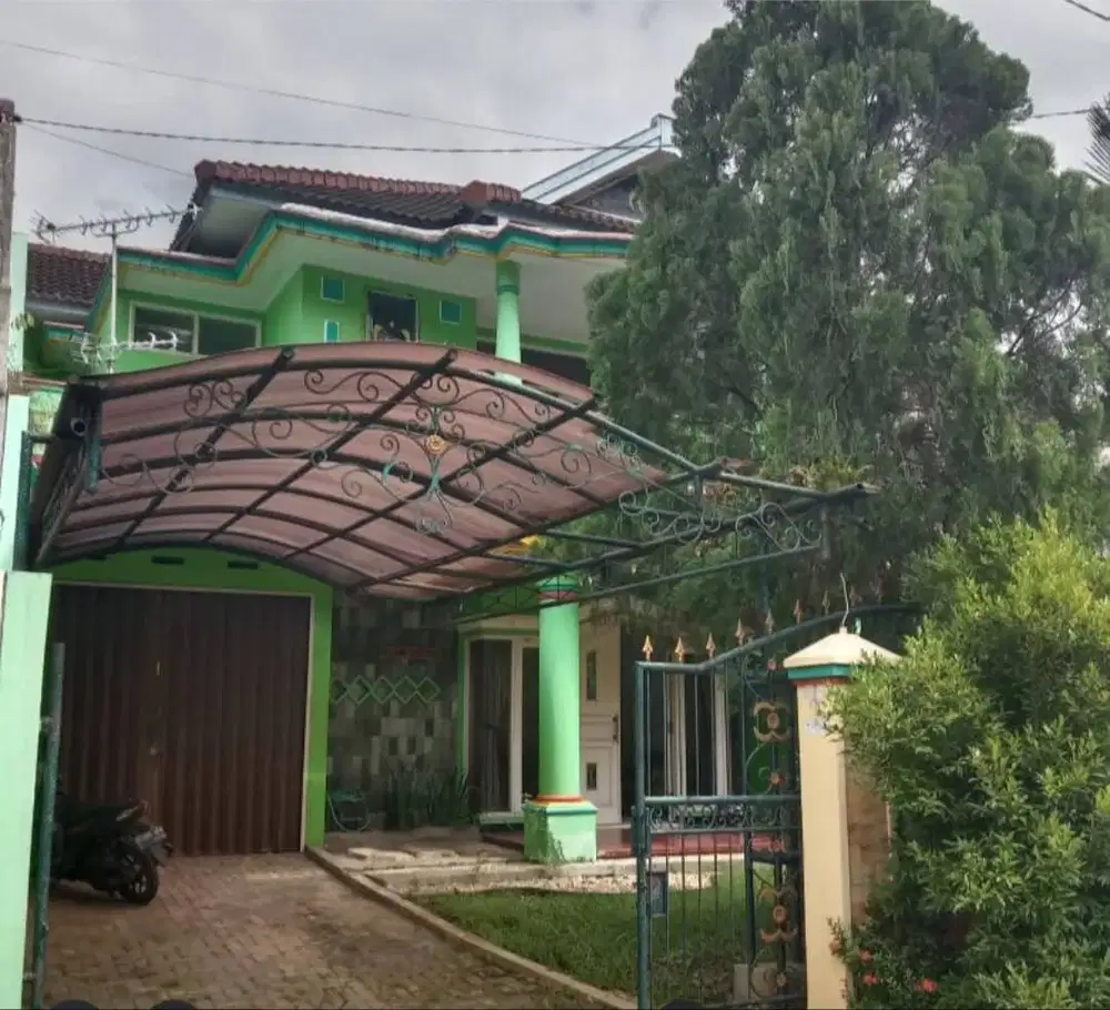 Rumah Mewah luas di Ngesreb tembalang
