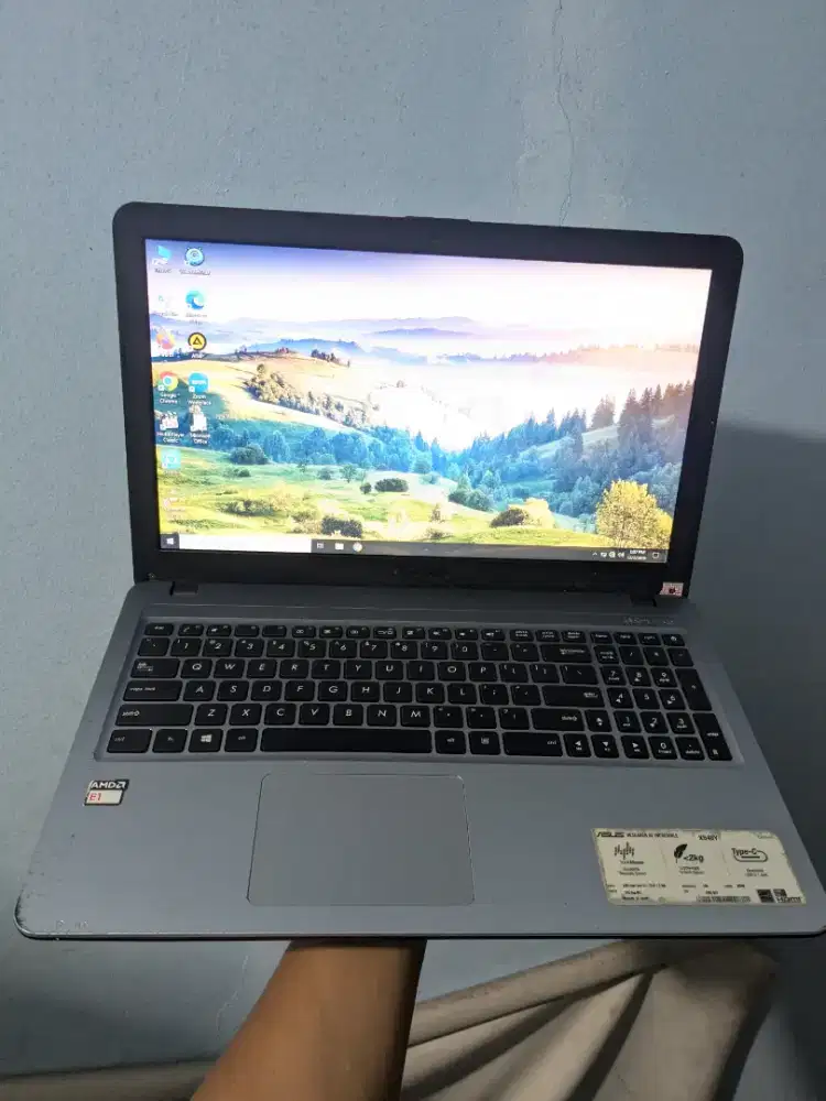 Laptop Asus X540Y Normalan Tinggal Pake Aja