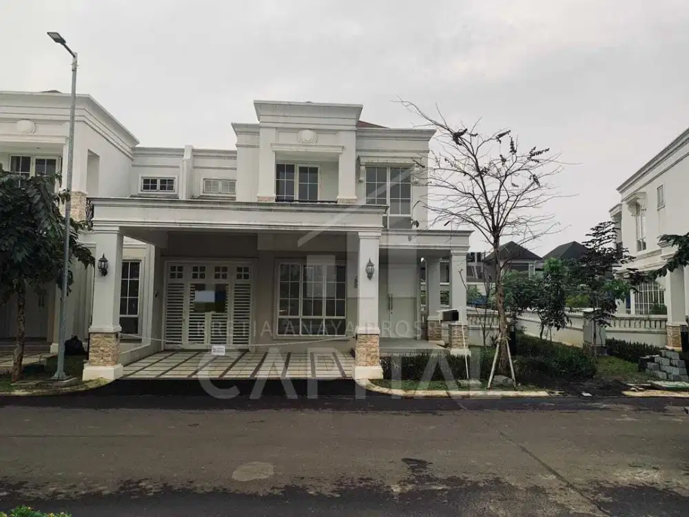 RUMAH PODOMORO ANAPURI POSISI HOOK DENGAN VIEW DANAU DAN DEPAN ADA PLAYGROUND DEKAT CLUB HOUSE