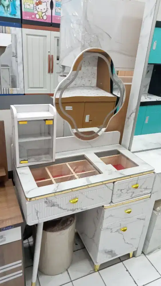 Promo Cicilan Meja Rias